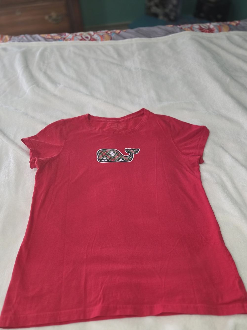 Vineyard Vines Red Short-Sleeve Tee with Plaid Whale Patch